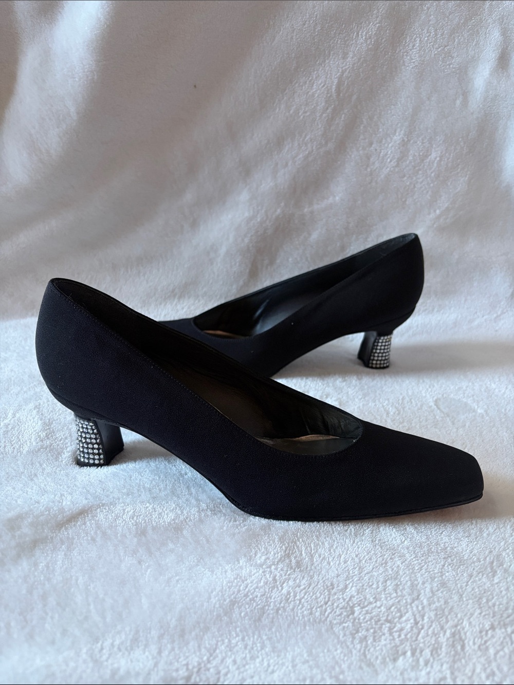 Stuart Weitzman Black Fabric Rhinestone Crystal Block Heel Pumps 8.5AAA Vintage